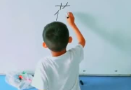 七人头上长了草打一字猜字谜,七人头上长了草，揭秘一字谜底