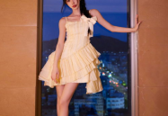 鞠婧祎美腿写真,展现东方美人之韵”